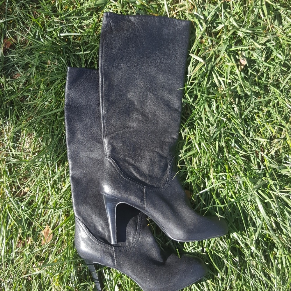 NWOT Leather Boots 😍
